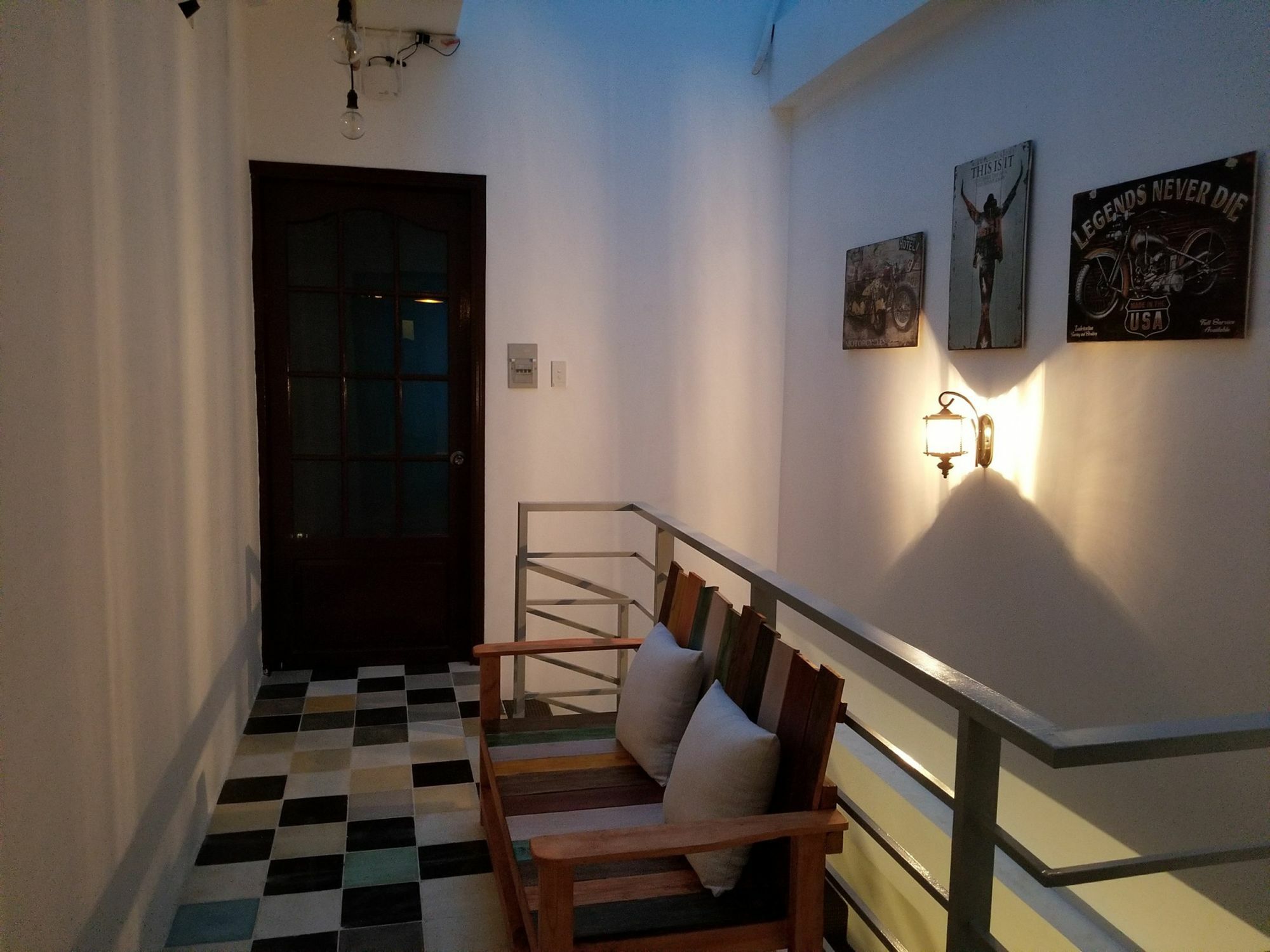 Timemark Travel Homestay & Hostel Hô Chi Minh-Ville Extérieur photo