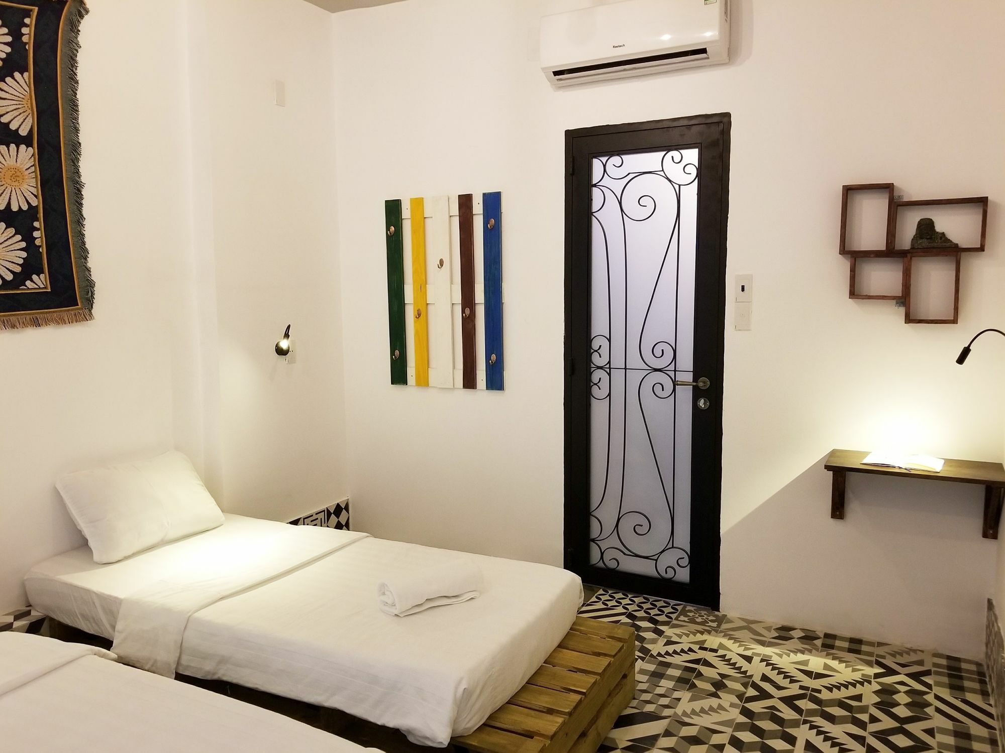 Timemark Travel Homestay & Hostel Hô Chi Minh-Ville Extérieur photo